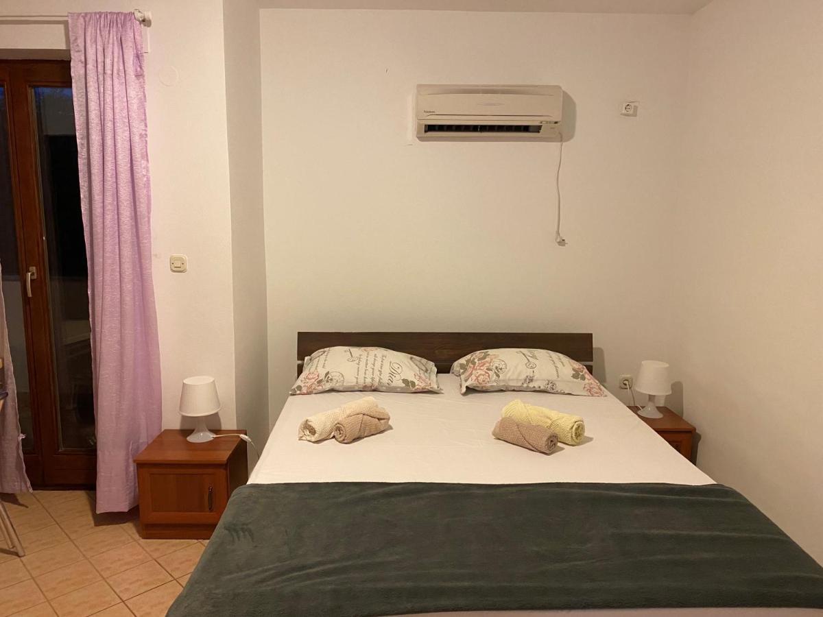 Malinska City Center Room For 2 Extérieur photo